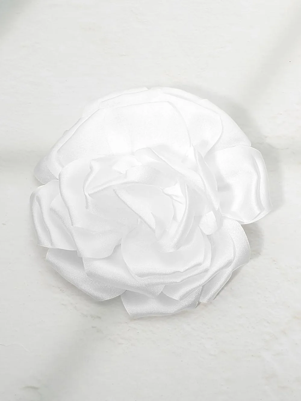 White Fabric Rose Flower Brooch Pin Hairclip 3D Womens Statement Accessory